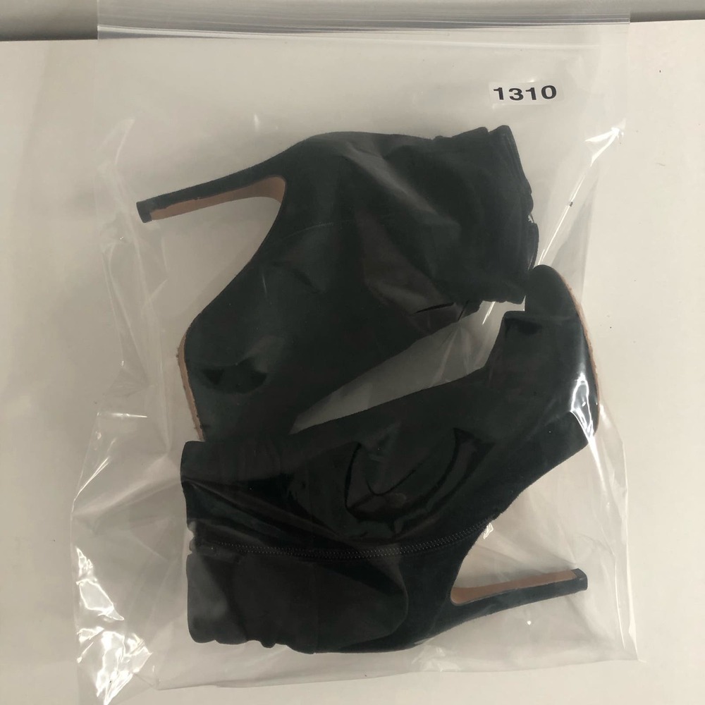 Vince Camuto Keyna Leather Side-Zip Peep-Toe Booties | Women's Size 4.5M - Picture 6 of 6
